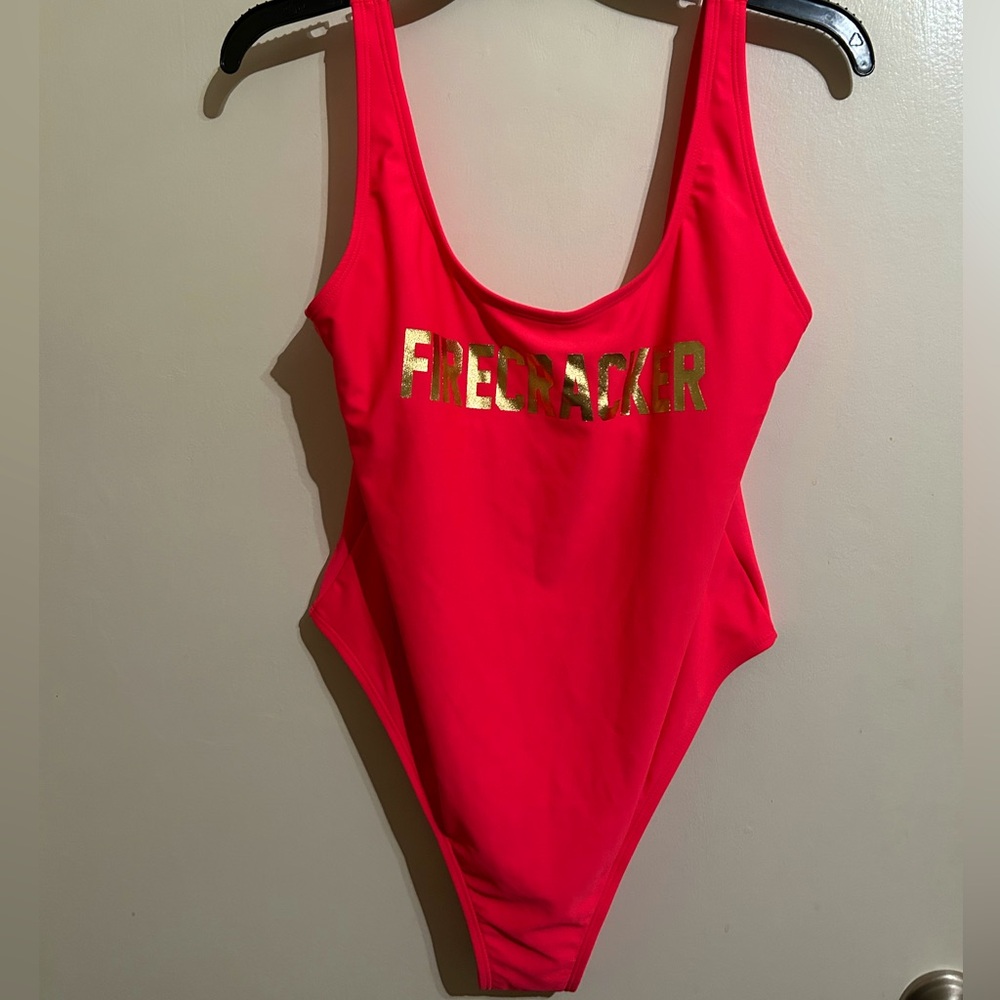 NWOT BATHING SUIT